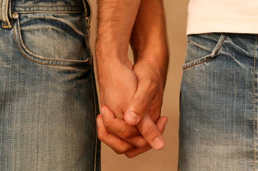 Lei que pune discriminação sexual entra em vigor no Rio