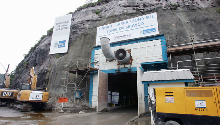 Obras metrô Barra