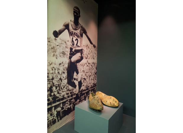 Sapatilhas do bicampeão olímpico no salto triplo, Adhemar Ferreira da Silva<br> Sapatilhas do bicampeão olímpico no salto triplo, Adhemar Ferreira da Silva<br>