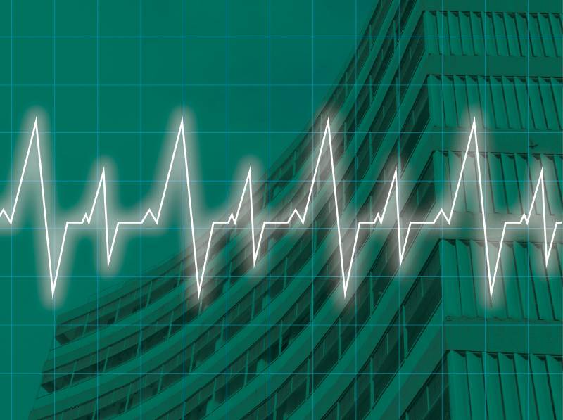 Inca enfrenta crise e pacientes esperam até um ano por tratamento