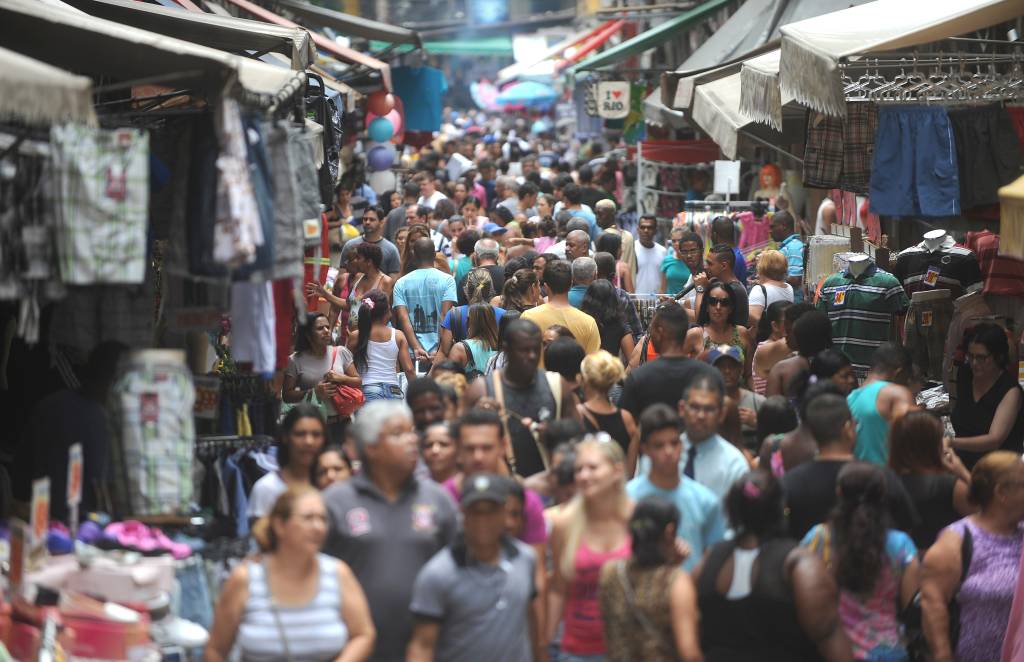 Saara recebe oficinas gratuitas de 7 a 12 de novembro