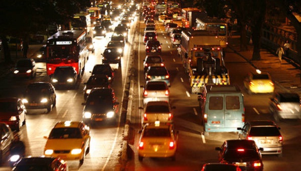Obras do BRT causam novas mudanças na avenida Brasil