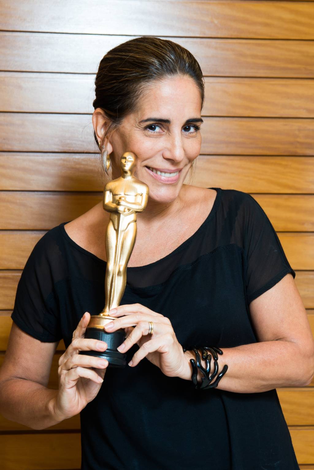 Glória Pires estreia como comentarista do Oscar e faz suas apostas