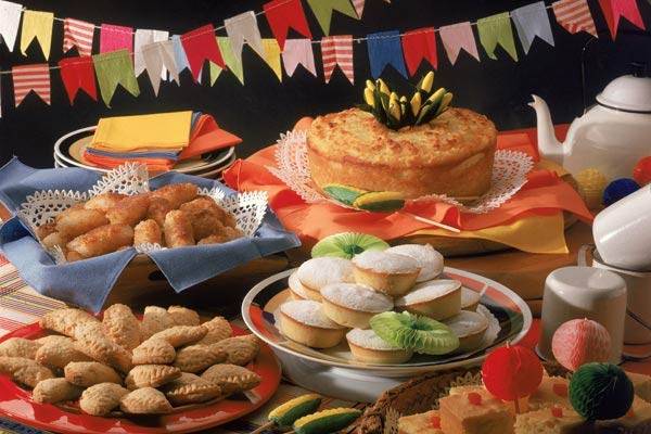 Com ultraprocessados barrados, pode salsichão na festa junina da escola?