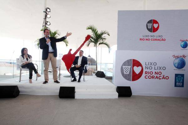 Prefeitura multará quem jogar lixo no chão