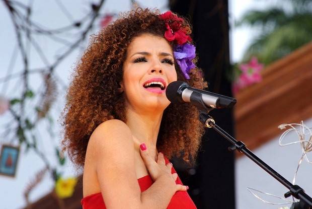 Lives do feriado: Paralamas, Vanessa da Mata e Samba do Trabalhador