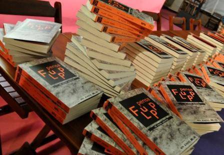 Festa literária busca novos autores nos morros pacificados