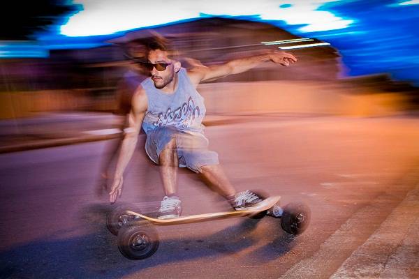 Surfe no asfalto