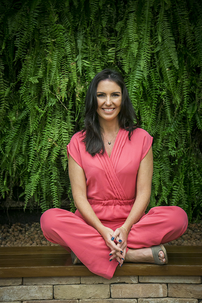 Glenda Koslowski dá ideia para as praias cariocas importada da Rússia