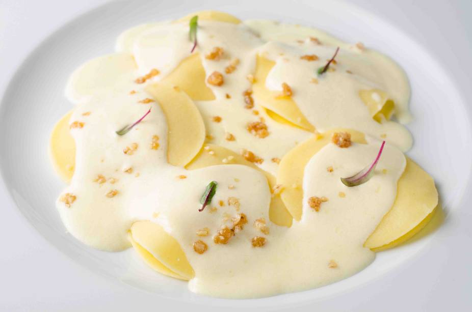 Ravióli de burrata: prato do Cota 200 Ravióli de burrata: prato do Cota 200