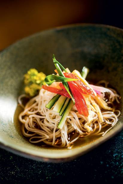 Hambúrguer de cogumelo, salada, brie e cranberry: R$ 30,00 Hambúrguer de cogumelo, salada, brie e cranberry: R$ 30,00