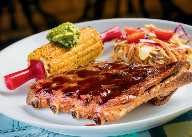 Costelinha suína (R$ 54,00): prato principal Costelinha suína (R$ 54,00): prato principal