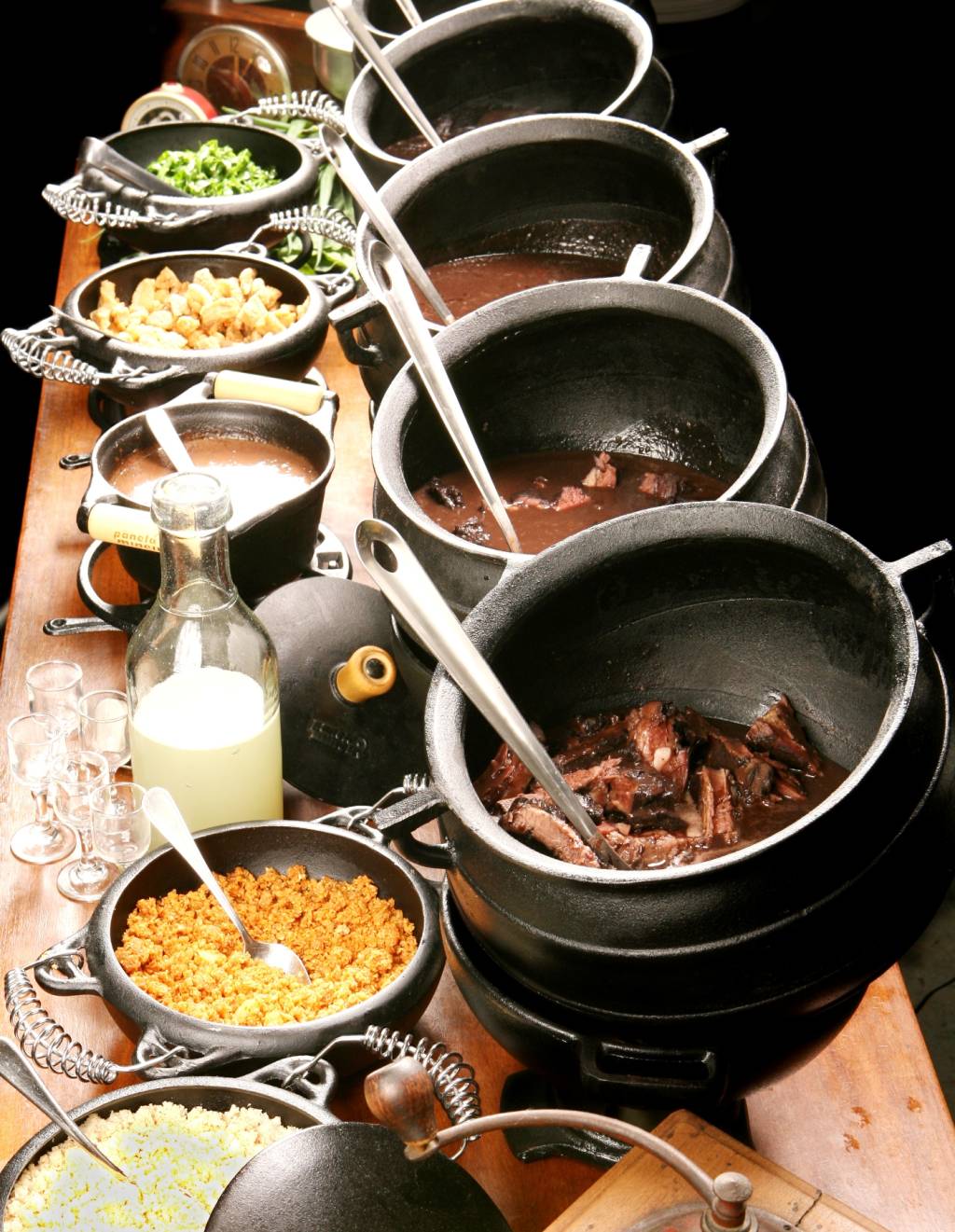 Feijoada: nas bancadas do Frontera Feijoada: nas bancadas do Frontera