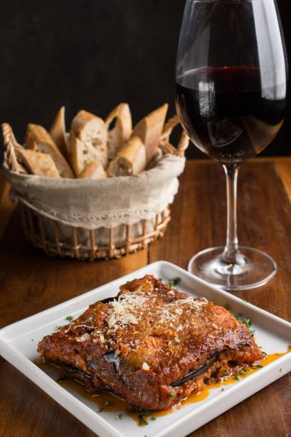 Berinjela à parmegiana: boa pedida entre os acompanhamentos Berinjela à parmegiana: boa pedida entre os acompanhamentos