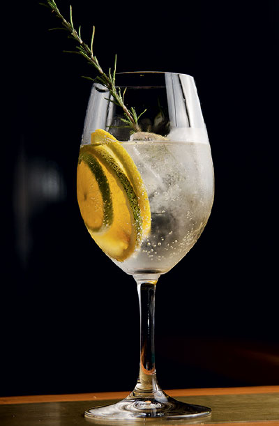 Rosemary Tonic: drinque inventivo do Flashback Rosemary Tonic: drinque inventivo do Flashback