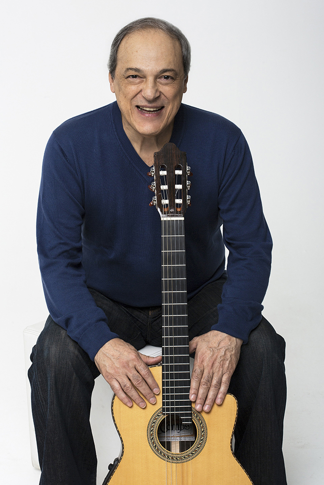 Toquinho encerra a série A Luz do Solo no Teatro XP Investimentos