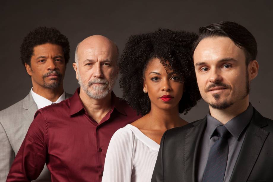 O elenco de Race: drama de David Mamet levanta questões raciais O elenco de Race: drama de David Mamet levanta questões raciais