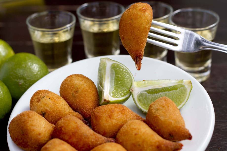 Bar Rebouças: bolinho é clássico da casa Bar Rebouças: bolinho é clássico da casa