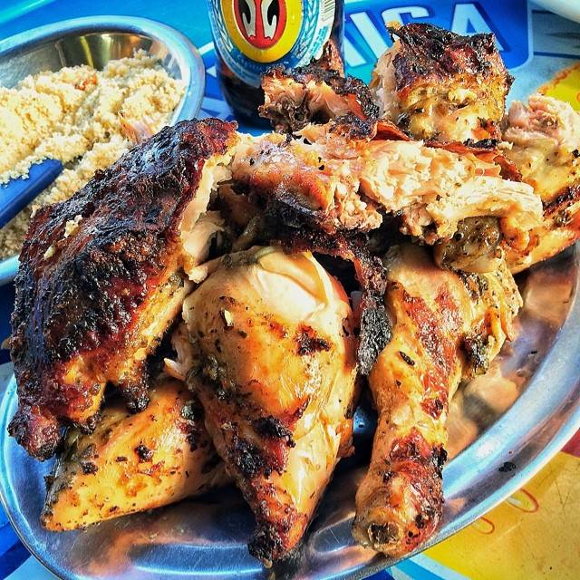 Frango do Rex: tradição tijucana Frango do Rex: tradição tijucana