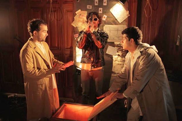 Rosencrantz e Guildenstern Estão Mortos: texto do inglês Tom Stoppard enfoca dois coadjuvantes de Hamlet Rosencrantz e Guildenstern Estão Mortos: texto do inglês Tom Stoppard enfoca dois coadjuvantes de Hamlet