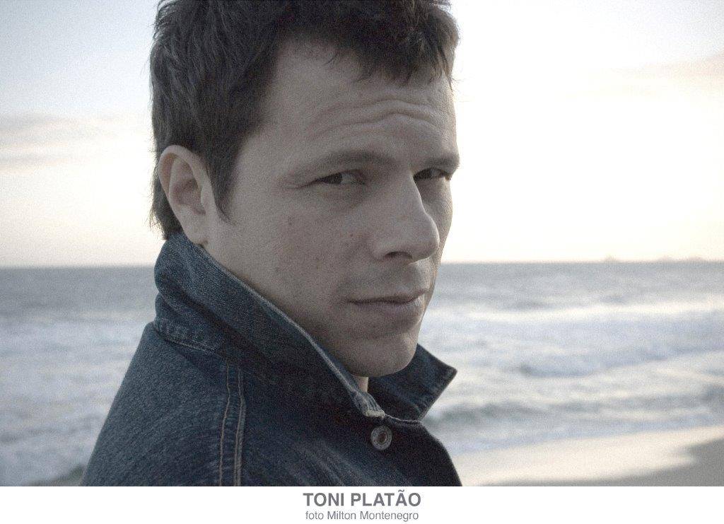 A voz de Toni Platão, ontem, hoje e logo mais na Miranda