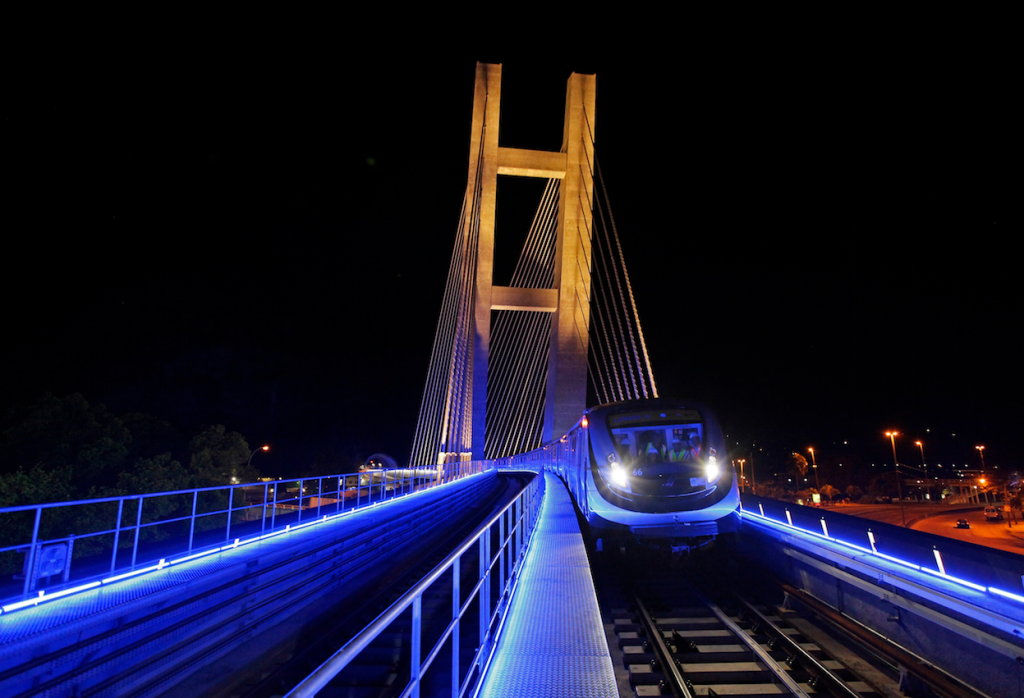 O funcionamento dos transportes no feriado, Enem e final da Copa do Brasil