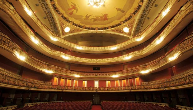 teatro-municipal-sp.jpg