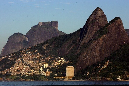 Prefeitura e Fiocruz investigam surto de hepatite A no Vidigal