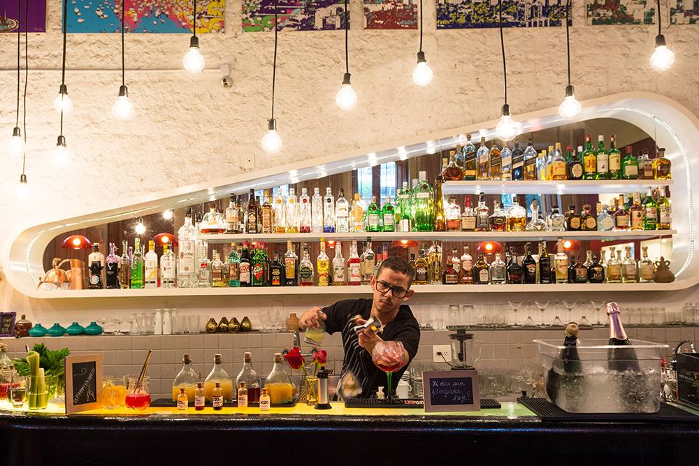 Fim de uma era: Meza Bar anuncia fechamento após dezoito anos