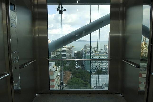 Mirantes em morros com UPPs atraem visitantes  com vistas privilegiadas