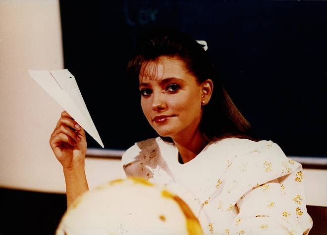 Interpretada por Gabriela Rivero na novela mexicana Carrossel, a professora conquistou as crian&ccedil;as de todo o Brasil na d&eacute;cada de 90, quando o SBT exibiu a trama. A personagem era marcada por sua do&ccedil;ura, gentileza, carinho, paci&ecirc;ncia e amor pela profiss&atilde;o.<br>