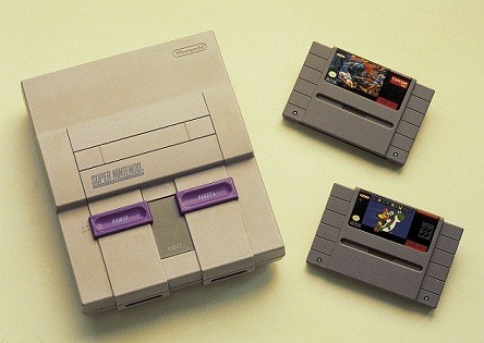 Depois do Atari e do Master System, foi a vez da japonesa Nintendo reinar no mundo dos games eletr&ocirc;nicos. Entre os jogos mais populares est&atilde;o o bombeiro Super Mario e o macaco do Donkey Kong<br>