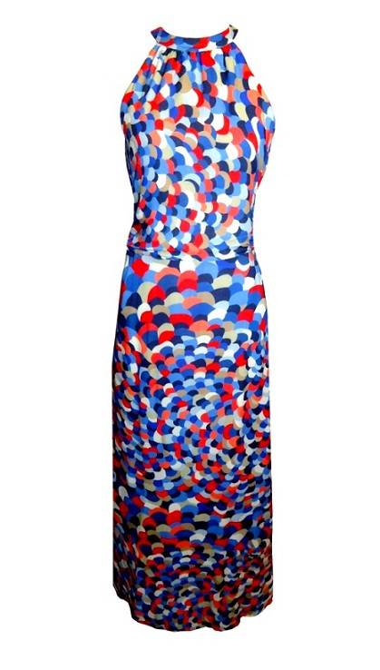 Outra promessa para este ver&atilde;o &eacute; o vestido cambraia de rayon. A pe&ccedil;a de inspira&ccedil;&atilde;o navy &eacute; frente &uacute;nica e elegante na simplicidade. Fica bem em mulheres esguias, podendo ser usado tanto de dia quanto &agrave; noite. A cara do Rio - Fred d&acute;Orey, estilista da Totem<br>