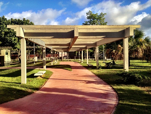 Ciclovia que atravessa o parque foi refeita, e a nova área verde vai ajudar na drenagem durante as chuvas<br> Ciclovia que atravessa o parque foi refeita, e a nova área verde vai ajudar na drenagem durante as chuvas<br>