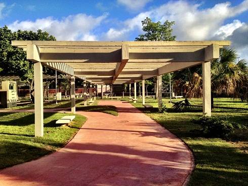 Ciclovia que atravessa o parque foi refeita, e a nova área verde vai ajudar na drenagem durante as chuvas<br> Ciclovia que atravessa o parque foi refeita, e a nova área verde vai ajudar na drenagem durante as chuvas<br>