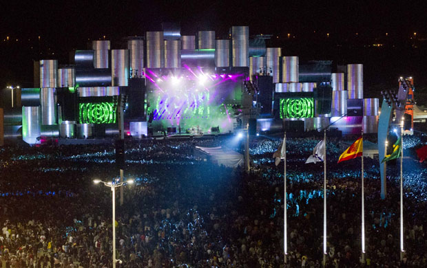 Sete biografias de artistas que se apresentam no Palco Mundo