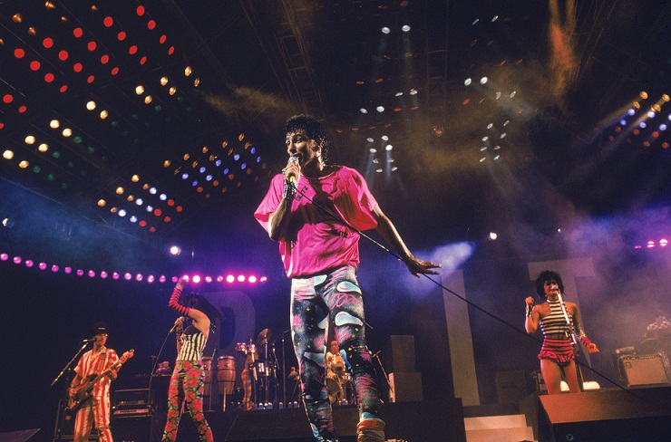 Evandro Mesquita se apresentando com o grupo Blitz<br> Evandro Mesquita se apresentando com o grupo Blitz<br>