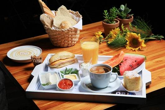 10 lugares para tomar café da manhã