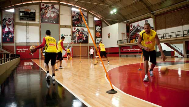 Disputa fora de campo