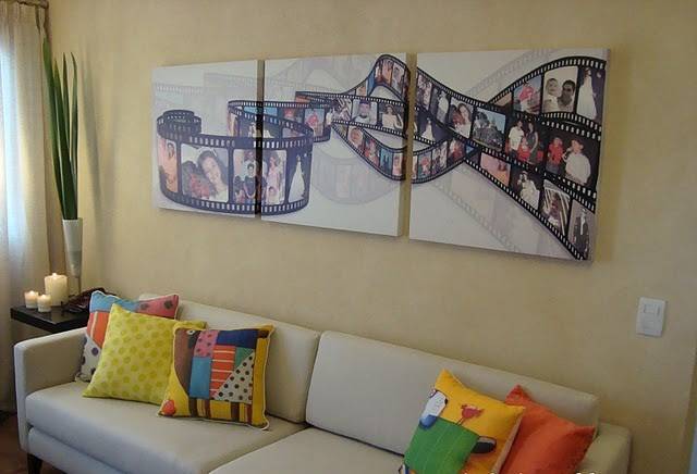 A moradora desta casa de tr&ecirc;s quartos em Jundia&iacute; (SP) quis expor suas fotos de casamento e dos filhos na sala de TV, onde a fam&iacute;lia se re&uacute;ne com frequ&ecirc;ncia. A solu&ccedil;&atilde;o do arquiteto Jairo de Sender foi criar uma esp&eacute;cie de t&uacute;nel do tempo em rolos de filme d<br>