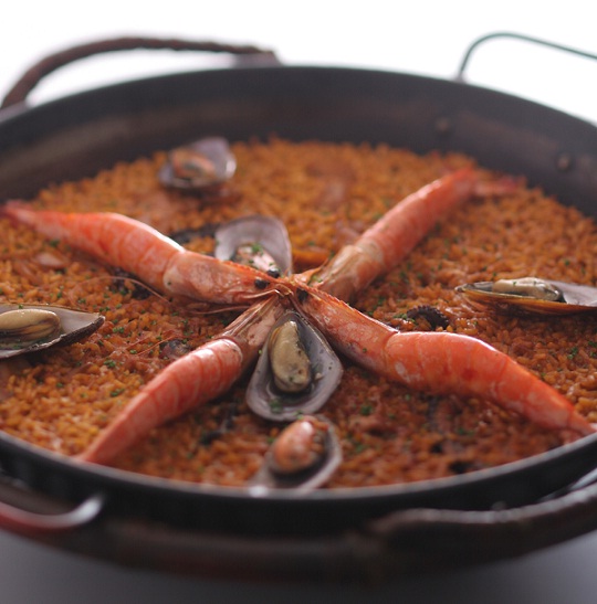 Tradicional da Espanha, é dito que ela é uma invenção dos camponeses<br> Tradicional da Espanha, é dito que ela é uma invenção dos camponeses<br>