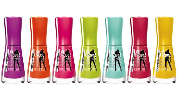 Ainda na Beauty Week 2011, a Bourjois Paris mostrou outra coleção superdivertida de esmaltes, a So Laque! Ultra Shine Paris Show Time. Possui sete cores vibrantes e envernizadas que também hidratam e fortalecem as unhas. Cada esmalte sai por R$ 44*<br> Ainda na Beauty Week 2011, a Bourjois Paris mostrou outra coleção superdivertida de esmaltes, a So Laque! Ultra Shine Paris Show Time. Possui sete cores vibrantes e envernizadas que também hidratam e fortalecem as unhas. Cada esmalte sai por R$ 44*<br>