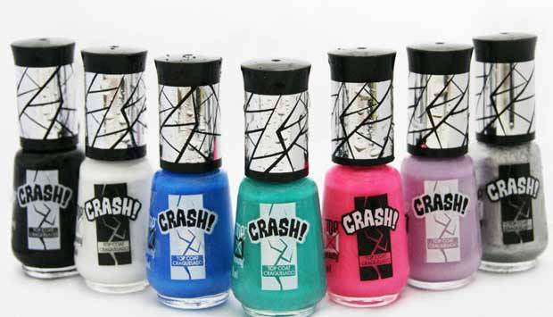 Antenada nas tend&ecirc;ncias de moda, a Natural Life lan&ccedil;ou uma linha composta com oito op&ccedil;&otilde;es de esmaltes craquelados. A cole&ccedil;&atilde;o se chama Crash e cont&eacute;m as seguintes cores: Breackage (Preto), Shot (Vermelho), Stroke (Azul), Broken Glass (Roxo), Punch (Branco)<br>