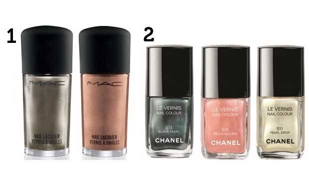 (1) Esmaltes Nail Lacquer, da M.A.C, nas cores Soir&eacute;e (bronze dourado) e Very Important Platinum (metal escuro). Sugest&atilde;o de pre&ccedil;o: R$ 52*, cada; (2) esmaltes perolados de inverno da Chanel. Sugest&atilde;o de pre&ccedil;o: R$ 90*, cada<br>