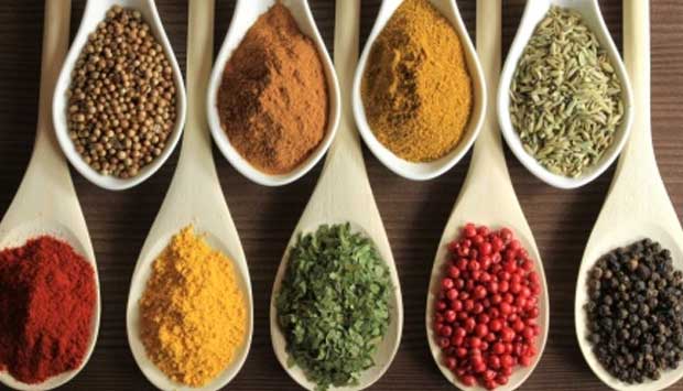 Condimentos e ervas que fazem bem à saúde