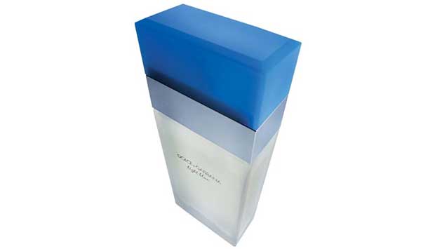 Em 2001, os estilistas italianos Domenico Dolce e Stefano Gabbana desenvolveram um perfume que, como poucos, fez sucesso rapidamente. "Ele combina notas de diversas famílias olfativas, como frutal, floral e amadeirada, mas nenhuma delas tem destaque. Isso<br> Em 2001, os estilistas italianos Domenico Dolce e Stefano Gabbana desenvolveram um perfume que, como poucos, fez sucesso rapidamente. "Ele combina notas de diversas famílias olfativas, como frutal, floral e amadeirada, mas nenhuma delas tem destaque. Isso<br>