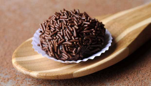 Chef cria brigadeiro sob medida para quem faz dieta low carb