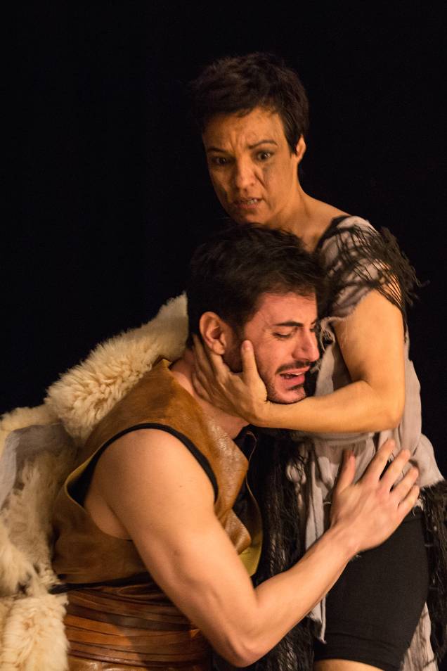 Rafaela Amado e Ricardo Tozzi: tragédia grega Rafaela Amado e Ricardo Tozzi: tragédia grega