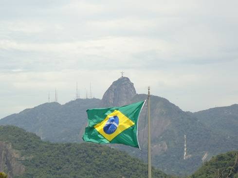 Como se n&atilde;o bastasse, ainda tem vista para o maci&ccedil;o e a floresta da Tijuca, assim como o Cristo Redentor<br>