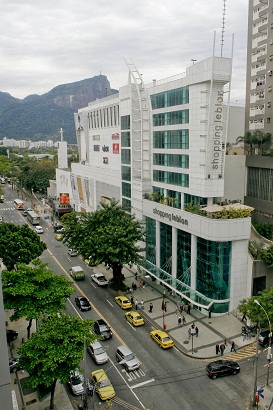 Frente fria diminui o calor no final de semana